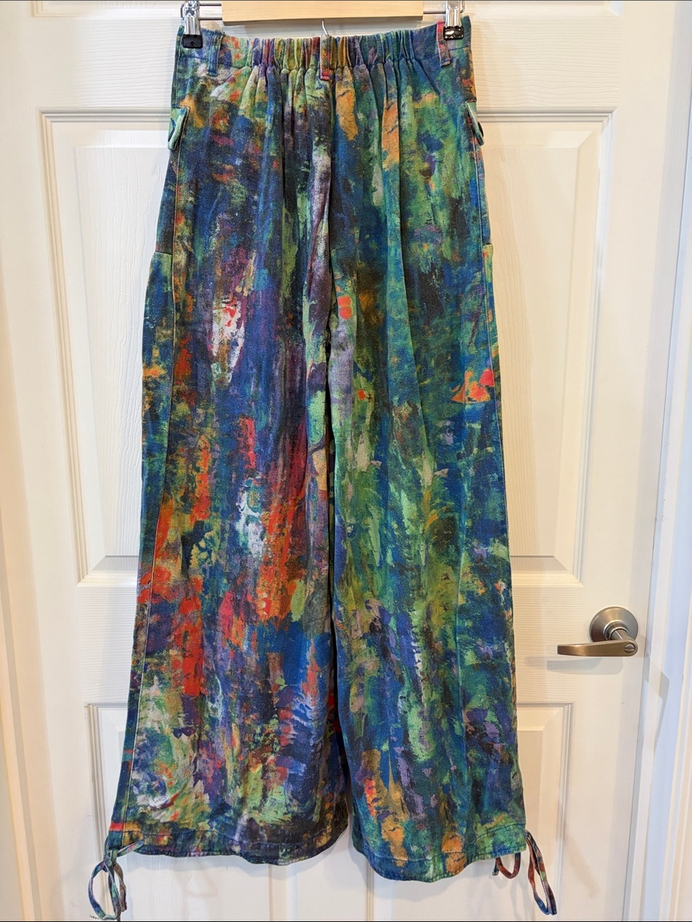 NWT DAVI & DANI Abstract Printed Denim Wide Adjustable Balloon Bottom Pants - Picture 7 of 13